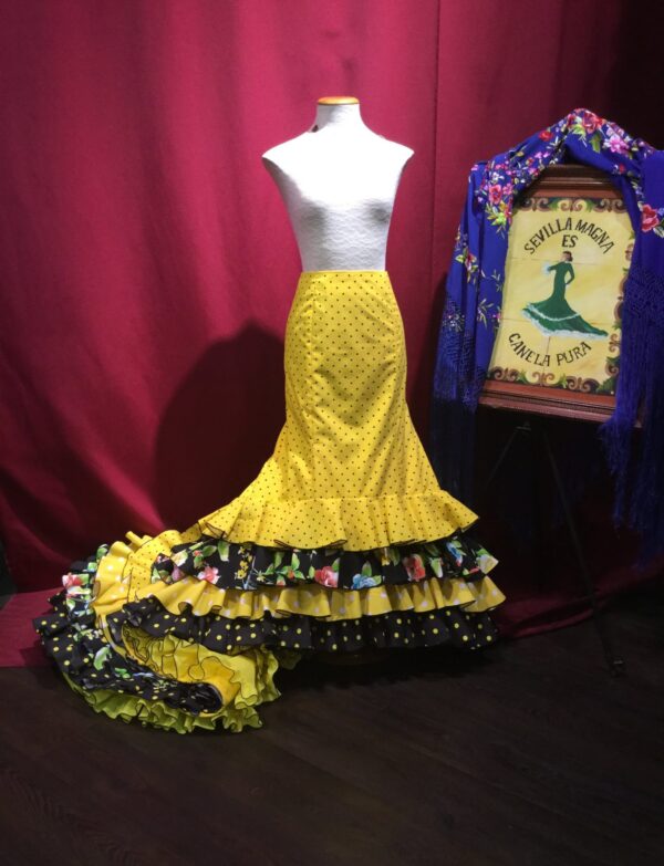 Falda de Cola (Amarillo)